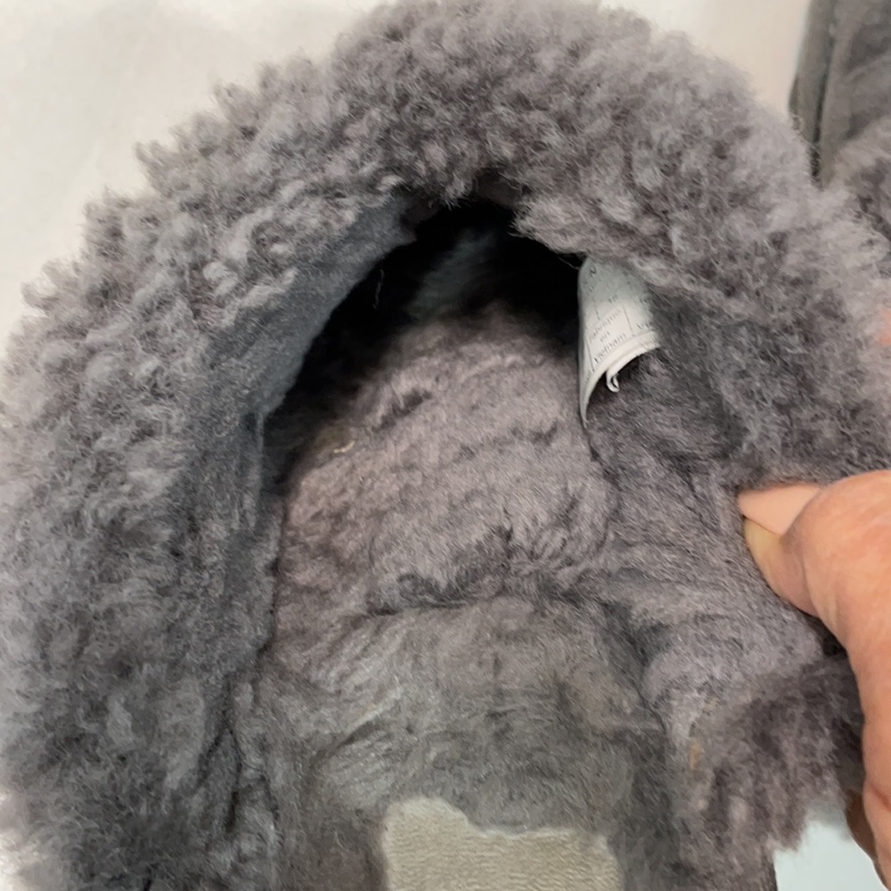 UGG Gray Coquette Suede Sheepskin Sherpa Lining Slippers Mules size 7 - Picture 10 of 12